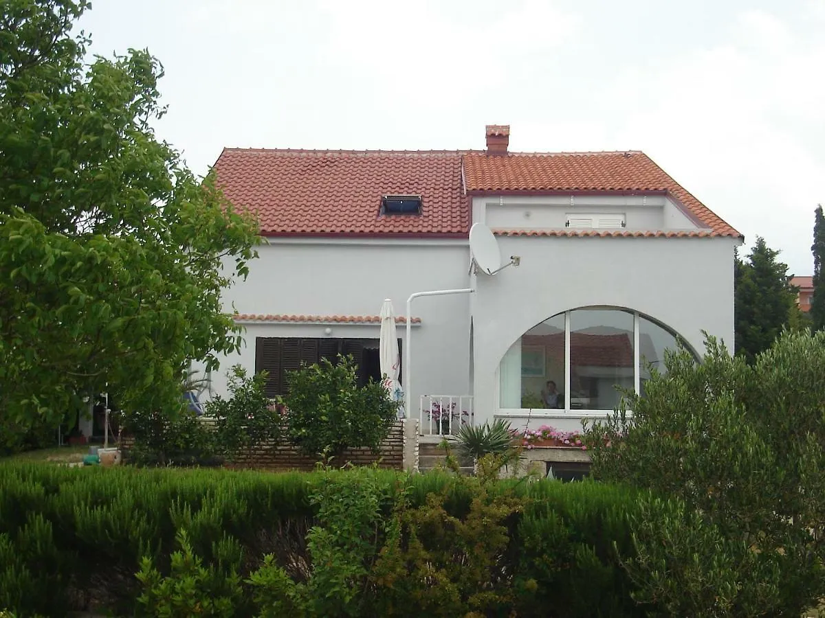 Barbat na RabuI&A House公寓